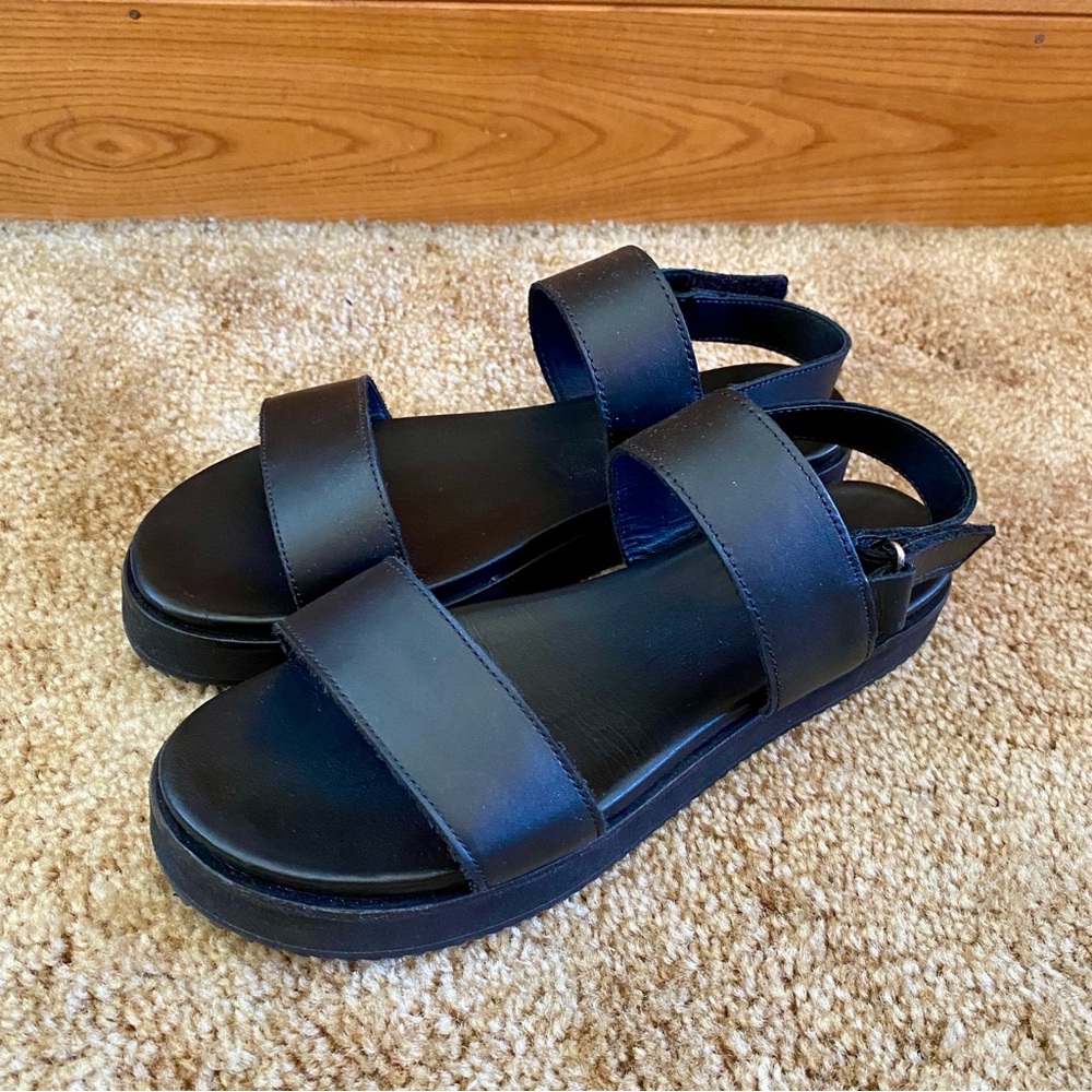 Nisolo Go-To Flatform Leather Sandals
